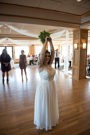 Bouquet Toss-2
