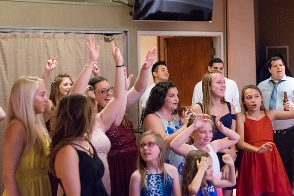 Bouquet Toss-5