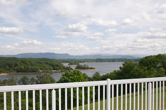 1026 Hillview House 016