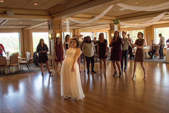 Bouquet Toss-6