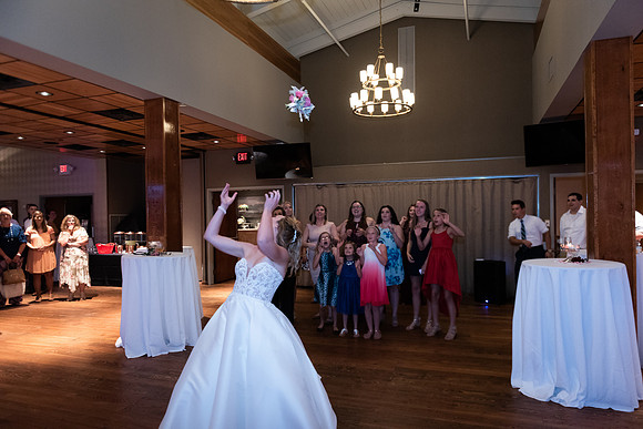 Bouquet Toss-6